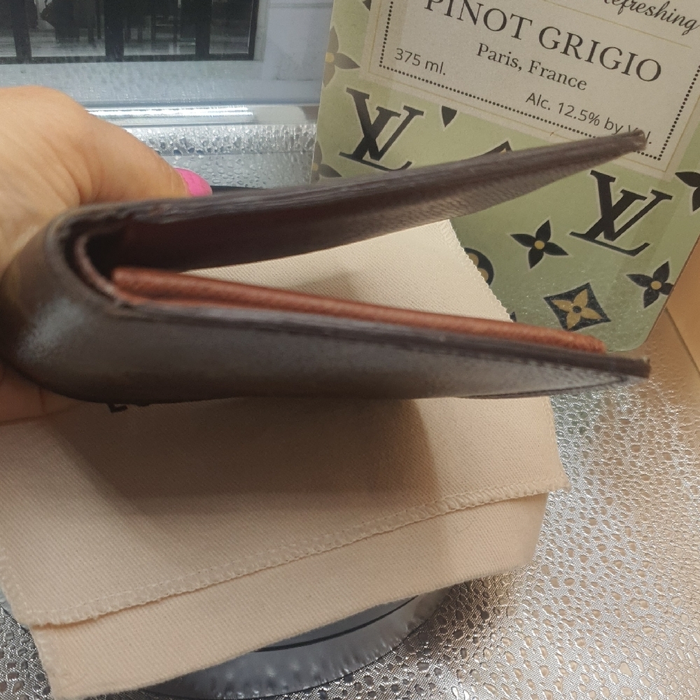 🤎Louis Vuitton Brown Men's Monogram Wallet -EUC - Picture 6 of 14